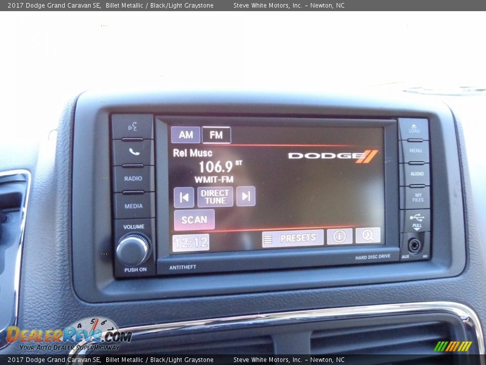 2017 Dodge Grand Caravan SE Billet Metallic / Black/Light Graystone Photo #19