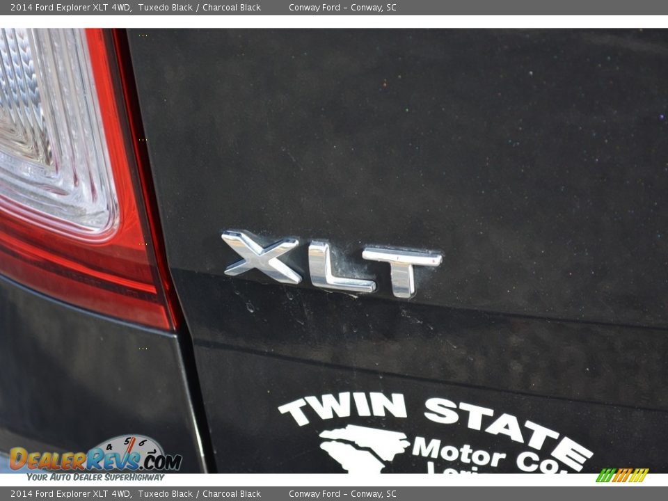 2014 Ford Explorer XLT 4WD Tuxedo Black / Charcoal Black Photo #5