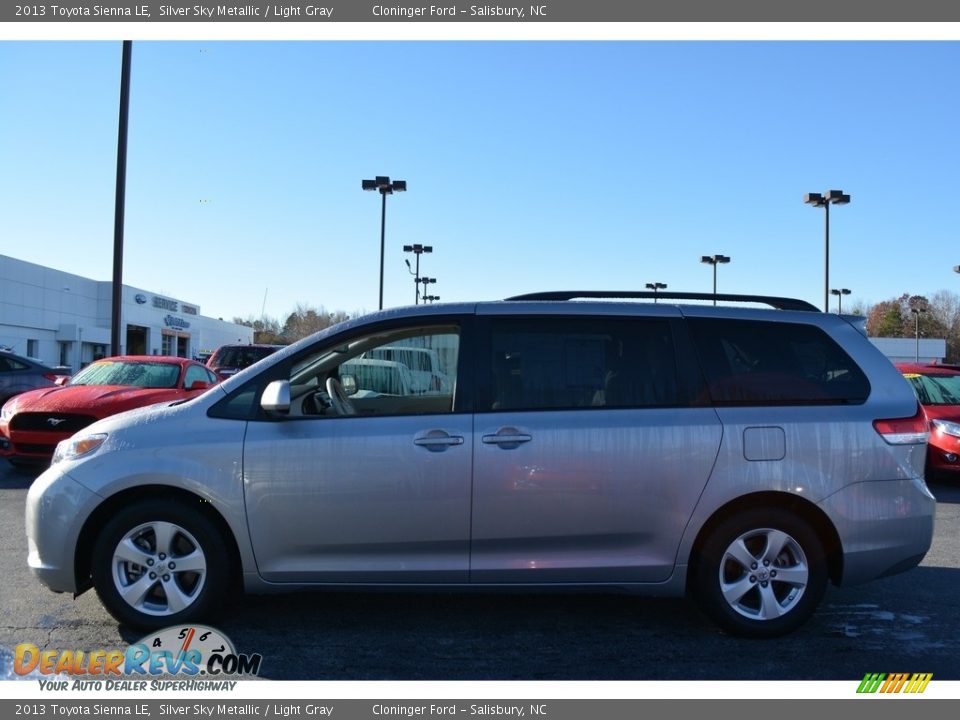 2013 Toyota Sienna LE Silver Sky Metallic / Light Gray Photo #6