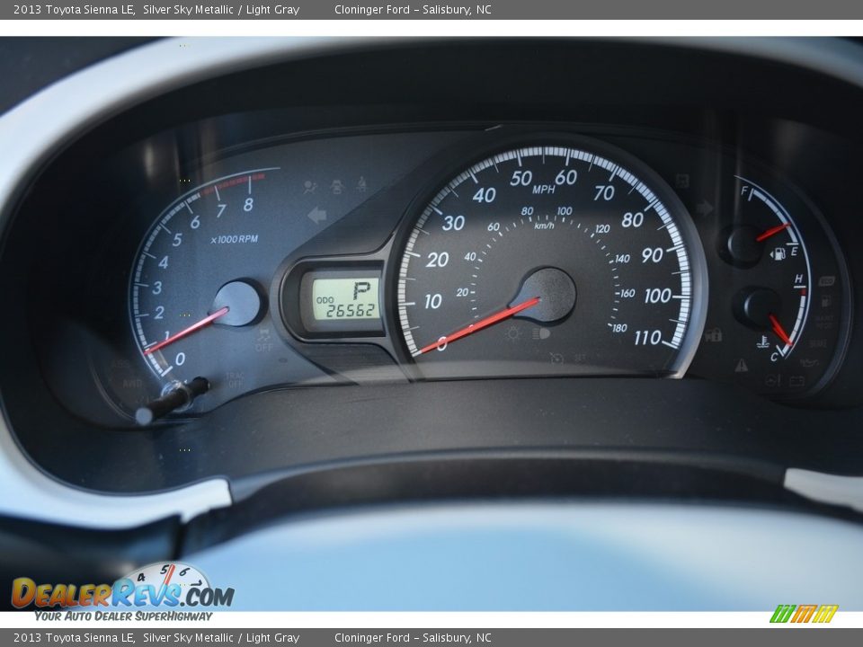 2013 Toyota Sienna LE Silver Sky Metallic / Light Gray Photo #24