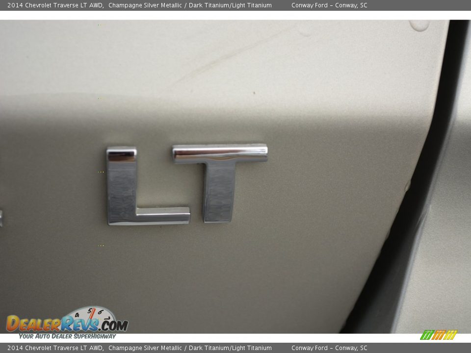 2014 Chevrolet Traverse LT AWD Champagne Silver Metallic / Dark Titanium/Light Titanium Photo #6