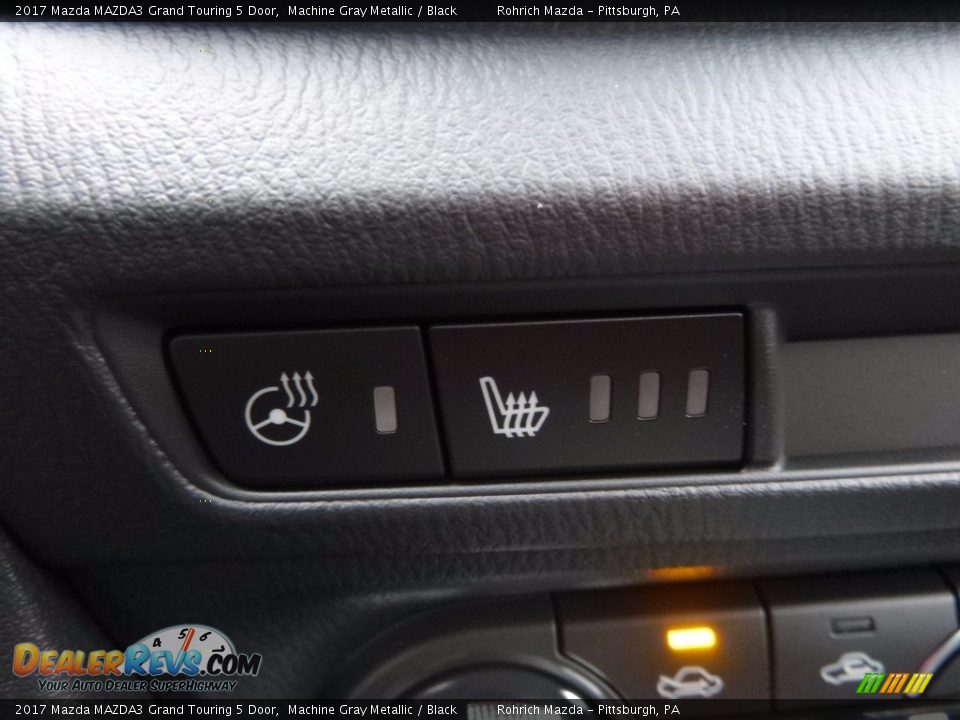 Controls of 2017 Mazda MAZDA3 Grand Touring 5 Door Photo #17