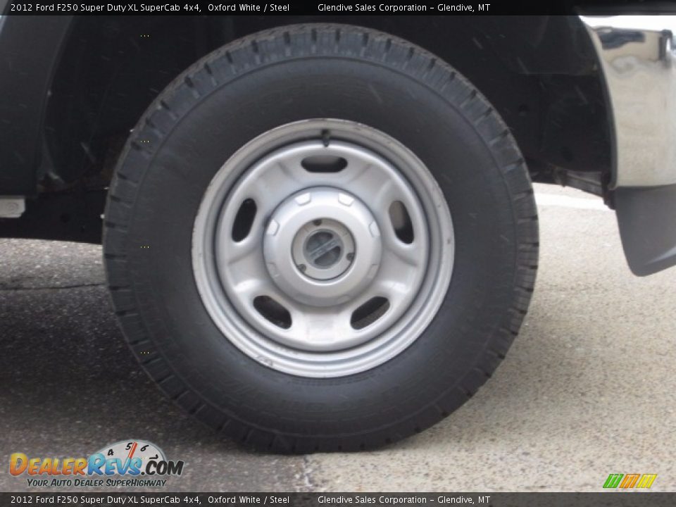 2012 Ford F250 Super Duty XL SuperCab 4x4 Oxford White / Steel Photo #25