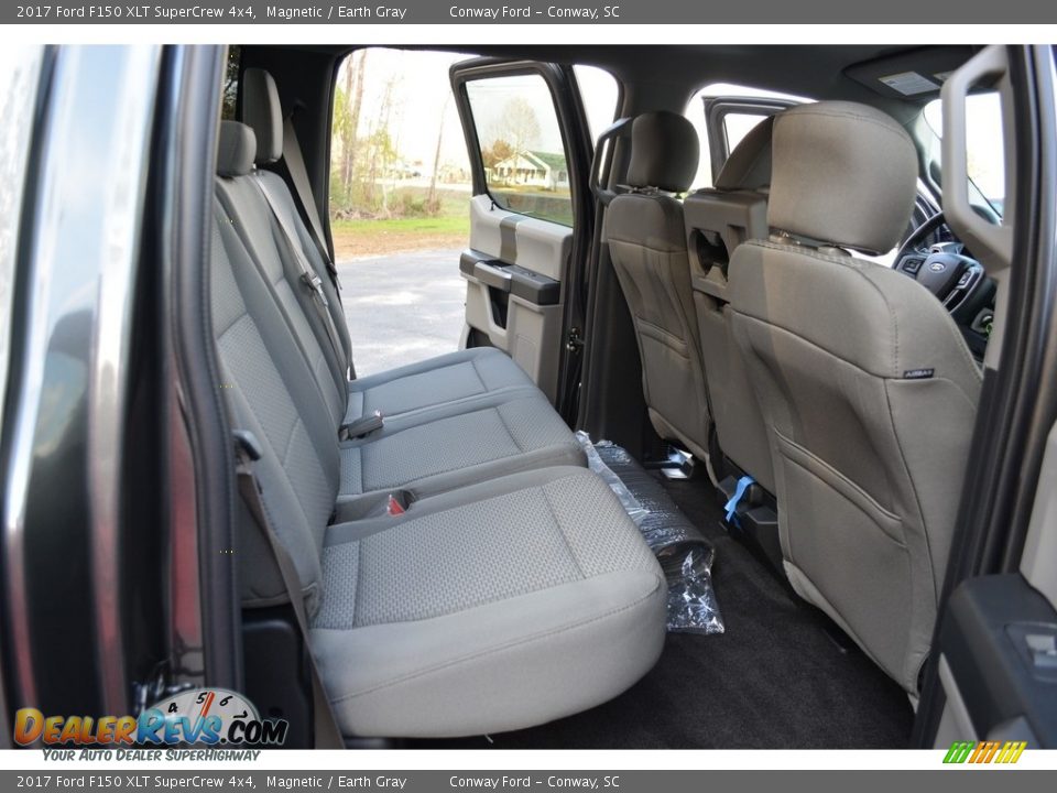 2017 Ford F150 XLT SuperCrew 4x4 Magnetic / Earth Gray Photo #16