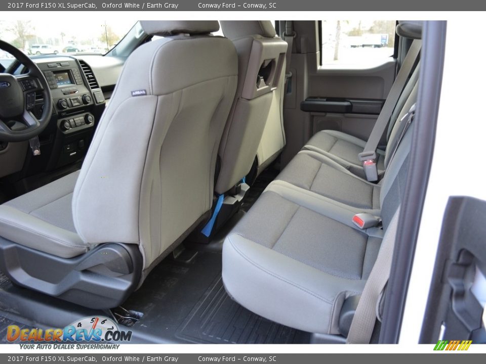 Rear Seat of 2017 Ford F150 XL SuperCab Photo #16