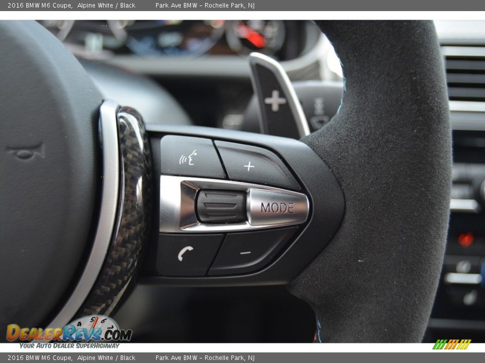 Controls of 2016 BMW M6 Coupe Photo #19
