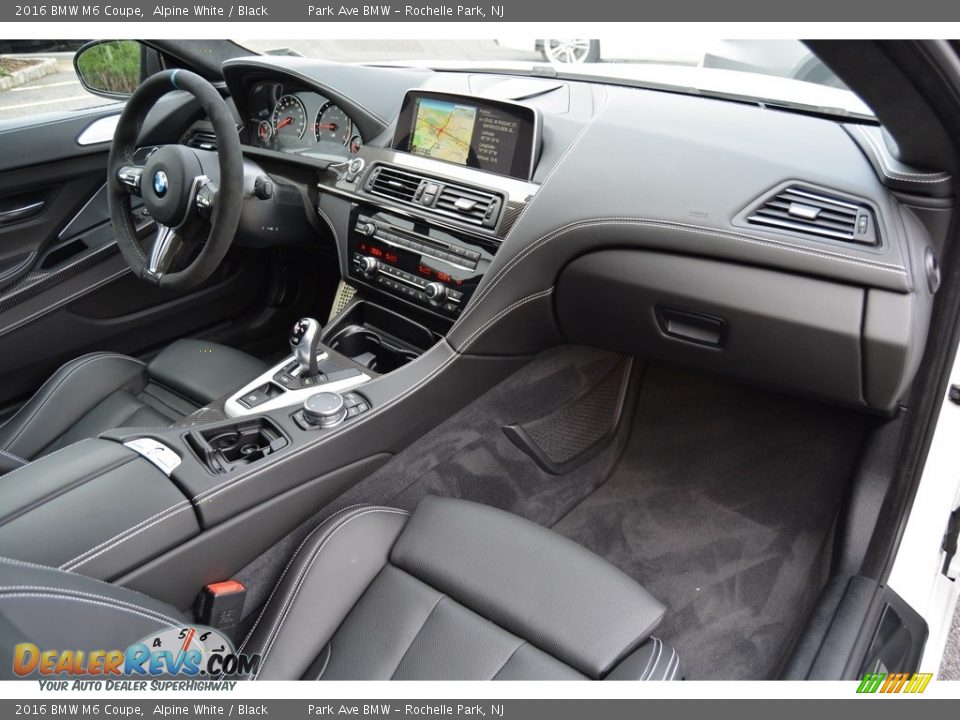Dashboard of 2016 BMW M6 Coupe Photo #28