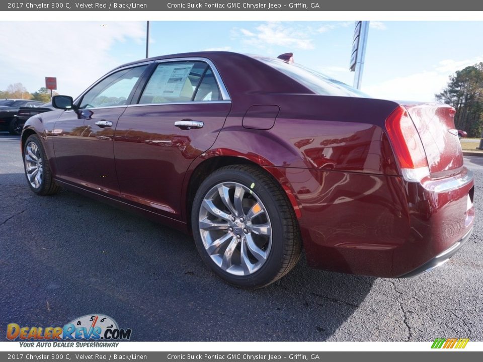 2017 Chrysler 300 C Velvet Red / Black/Linen Photo #5