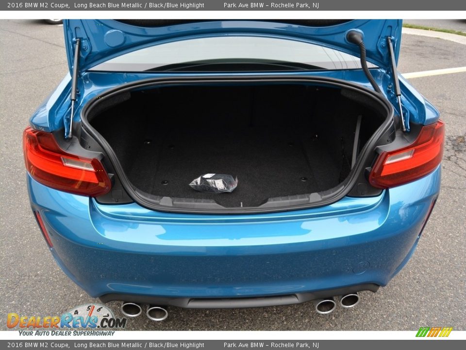 2016 BMW M2 Coupe Trunk Photo #23