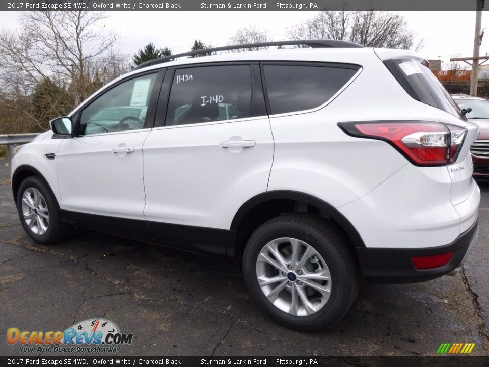 2017 Ford Escape SE 4WD Oxford White / Charcoal Black Photo #4