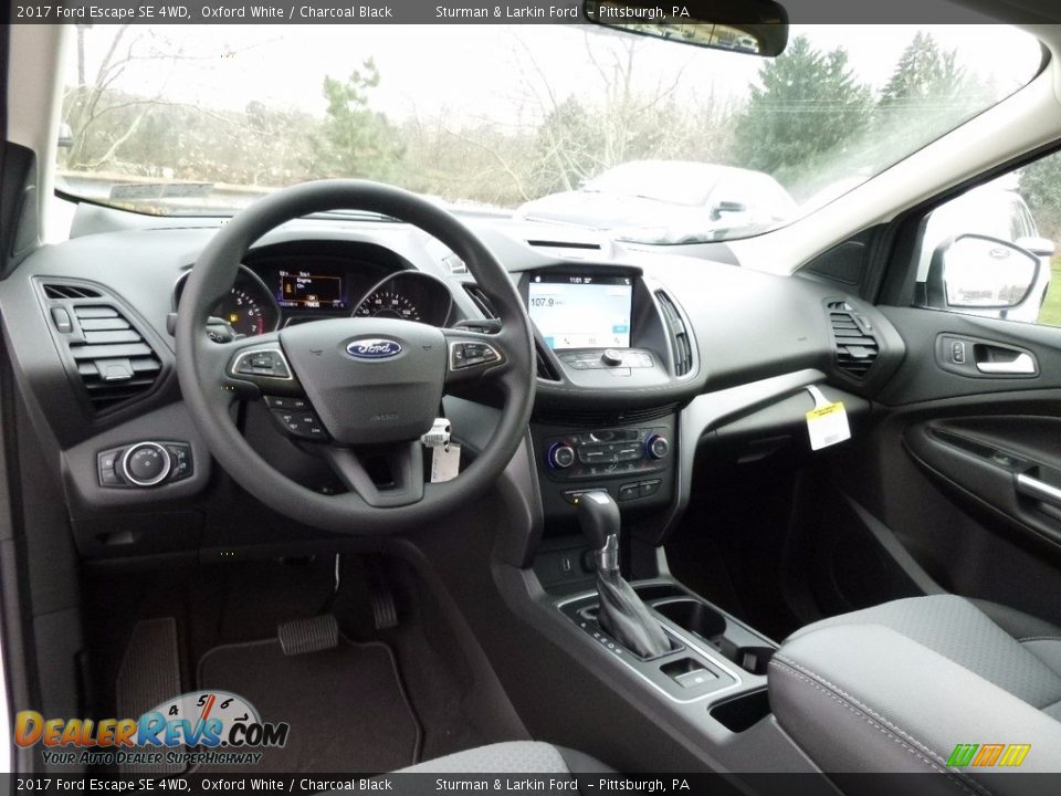 2017 Ford Escape SE 4WD Oxford White / Charcoal Black Photo #9
