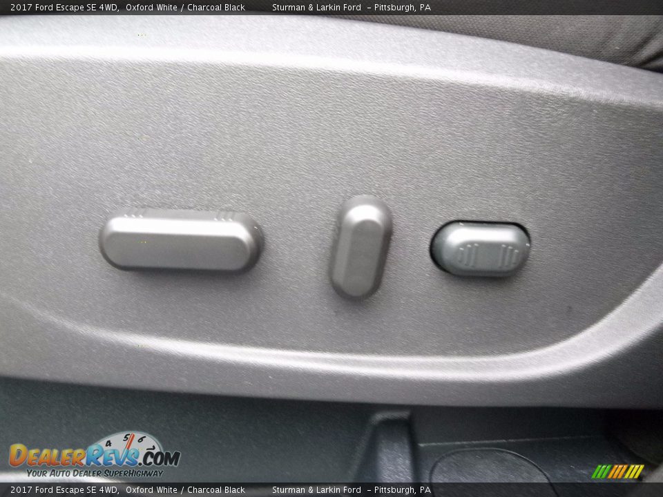 2017 Ford Escape SE 4WD Oxford White / Charcoal Black Photo #12