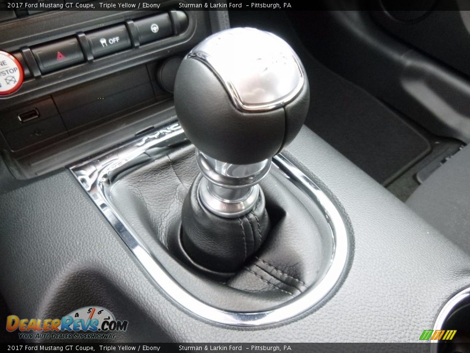 2017 Ford Mustang GT Coupe Shifter Photo #13