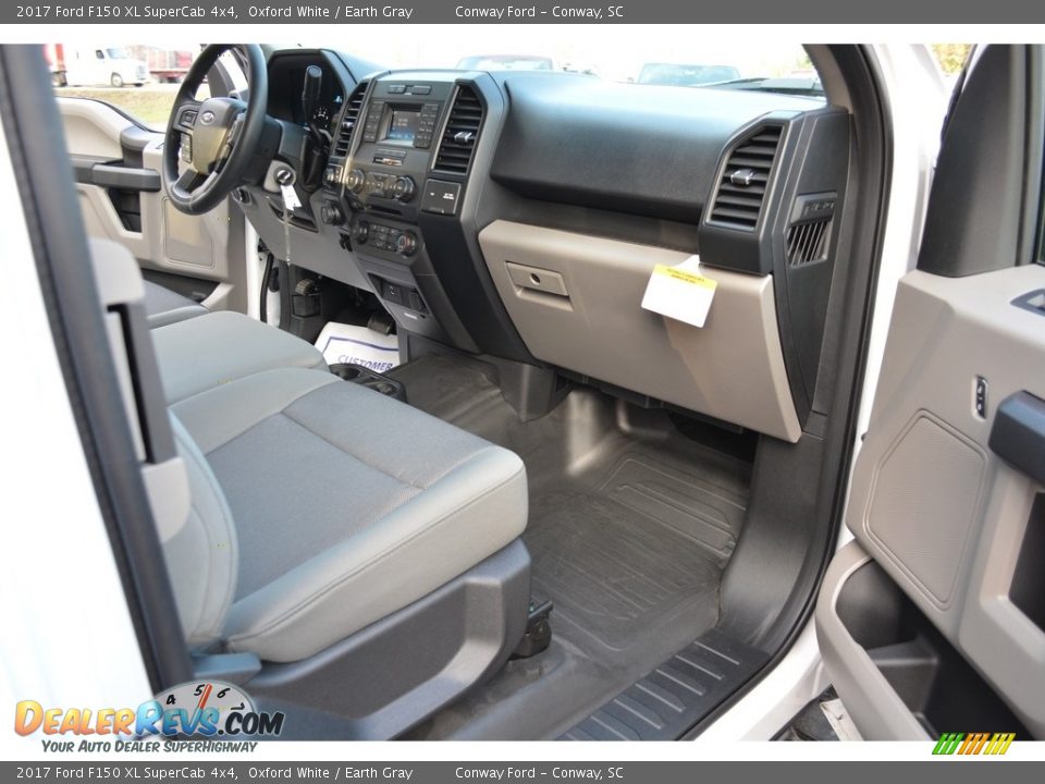 2017 Ford F150 XL SuperCab 4x4 Oxford White / Earth Gray Photo #18