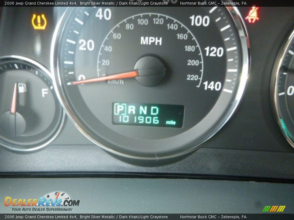 2006 Jeep Grand Cherokee Limited 4x4 Bright Silver Metallic / Dark Khaki/Light Graystone Photo #23