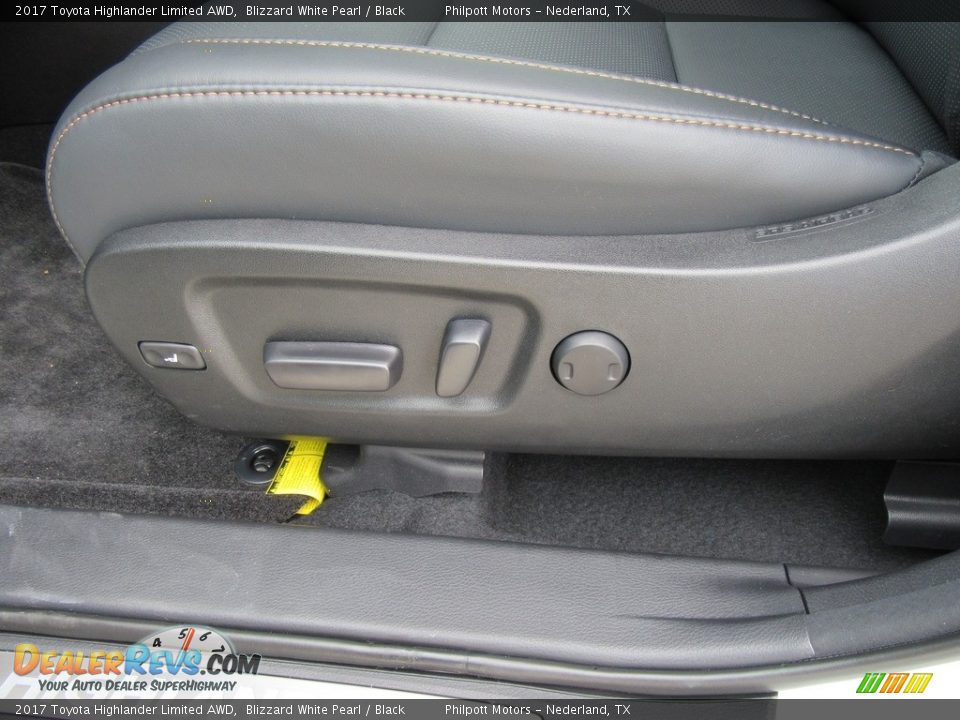 2017 Toyota Highlander Limited AWD Blizzard White Pearl / Black Photo #24