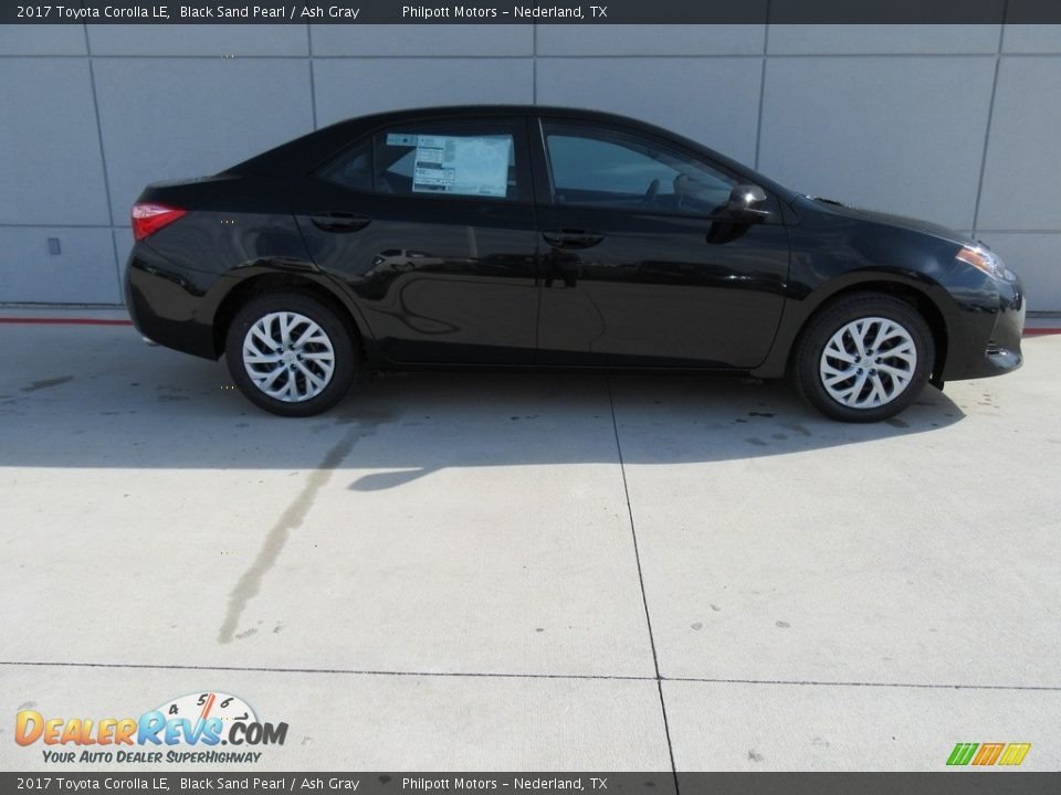 2017 Toyota Corolla LE Black Sand Pearl / Ash Gray Photo #3