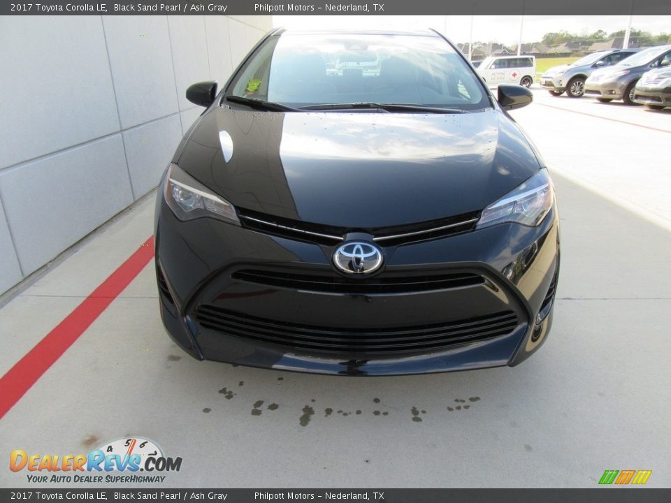 2017 Toyota Corolla LE Black Sand Pearl / Ash Gray Photo #8