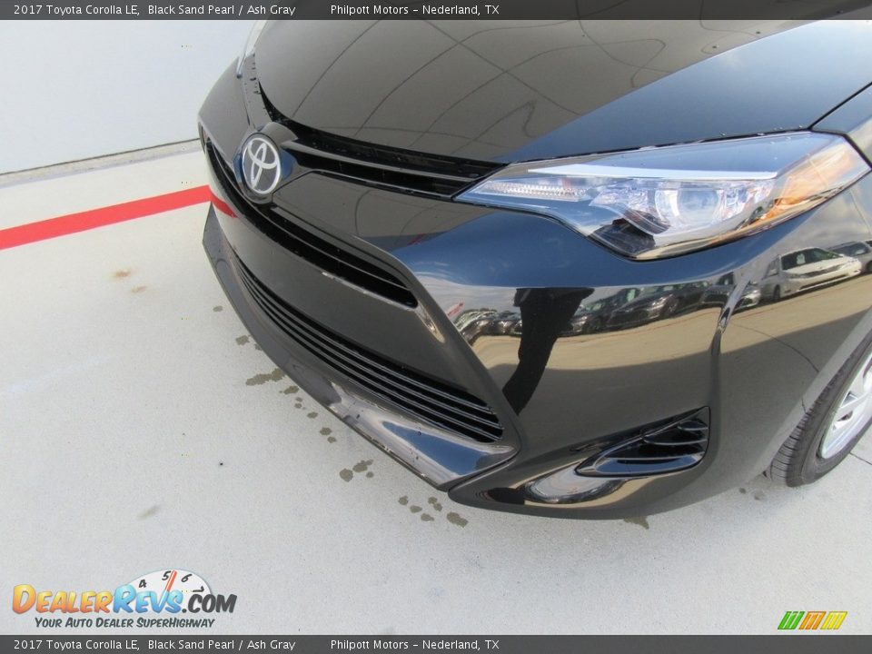 2017 Toyota Corolla LE Black Sand Pearl / Ash Gray Photo #10