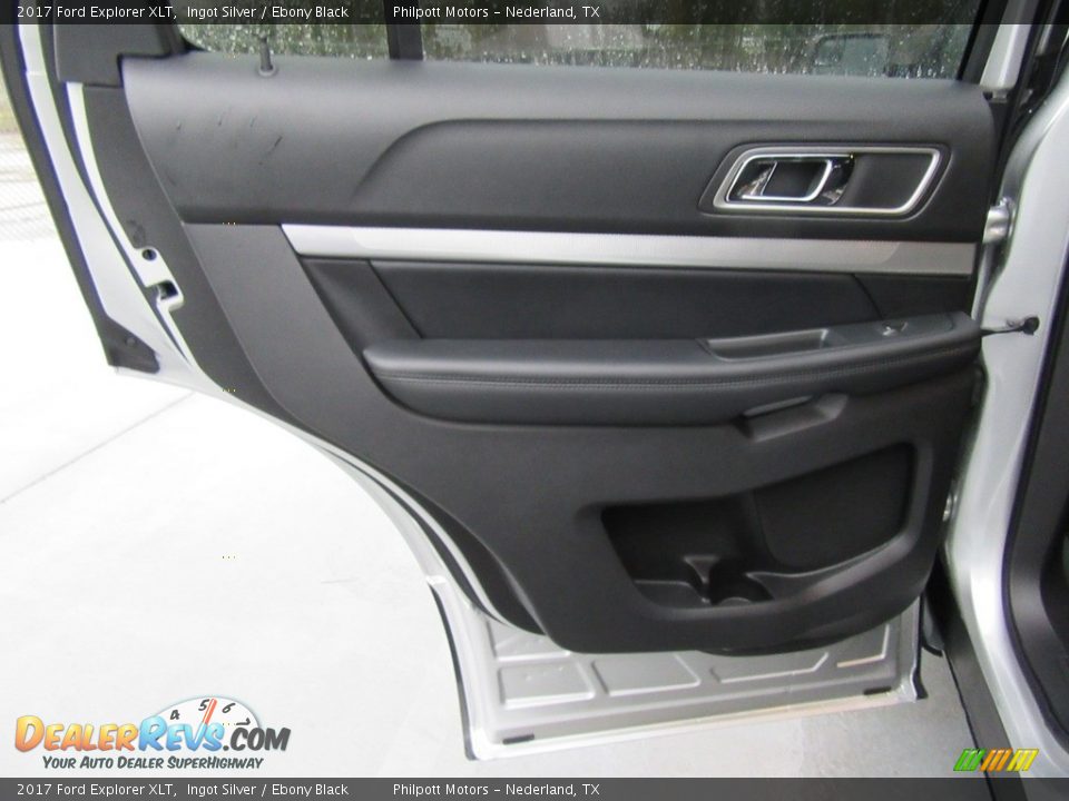 2017 Ford Explorer XLT Ingot Silver / Ebony Black Photo #17