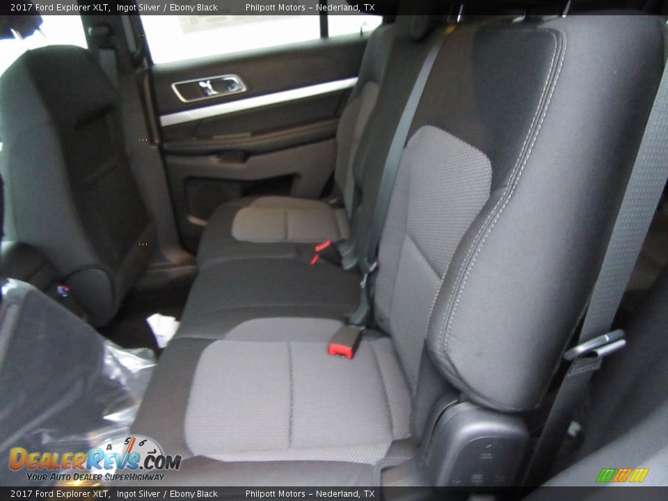 2017 Ford Explorer XLT Ingot Silver / Ebony Black Photo #18