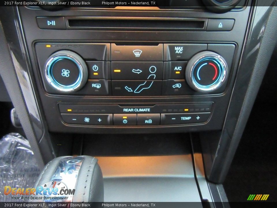 2017 Ford Explorer XLT Ingot Silver / Ebony Black Photo #26