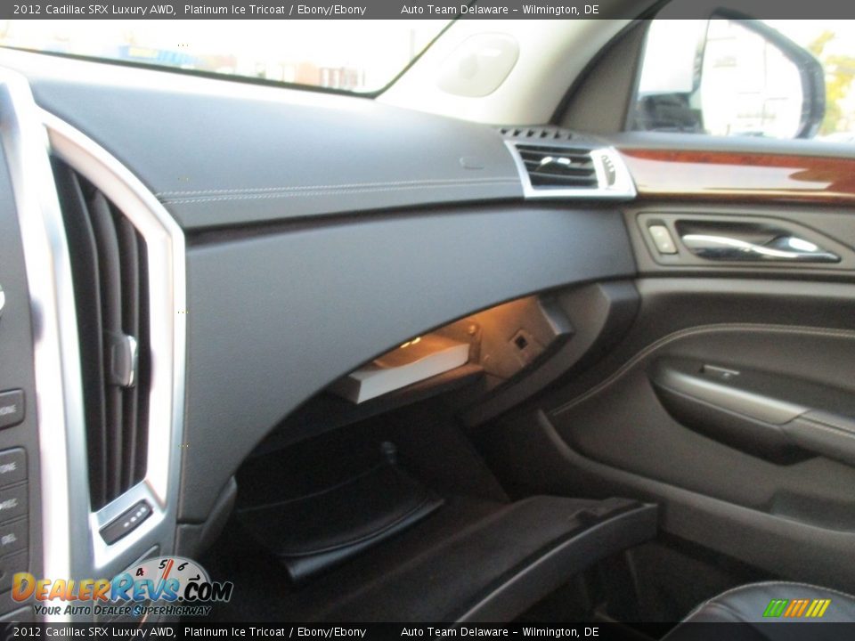 2012 Cadillac SRX Luxury AWD Platinum Ice Tricoat / Ebony/Ebony Photo #17