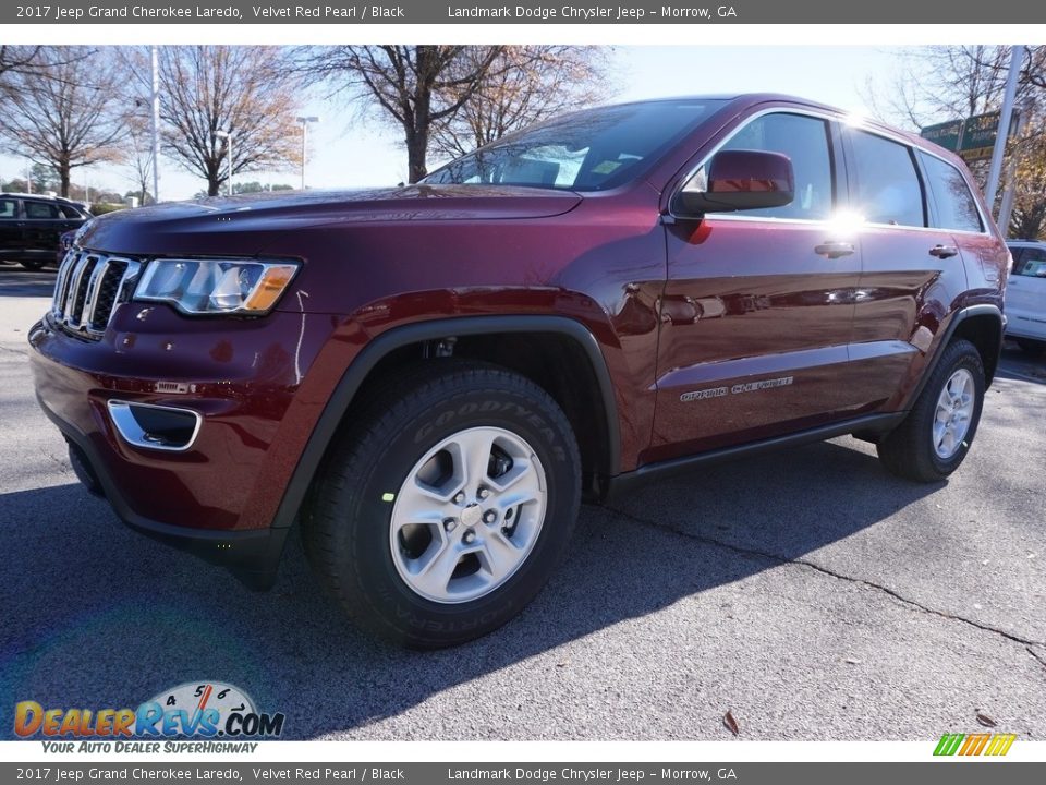 2017 Jeep Grand Cherokee Laredo Velvet Red Pearl / Black Photo #1