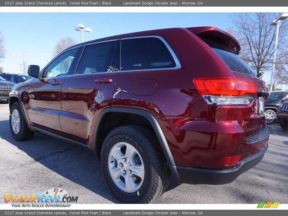 2017 Jeep Grand Cherokee Laredo Velvet Red Pearl / Black Photo #2