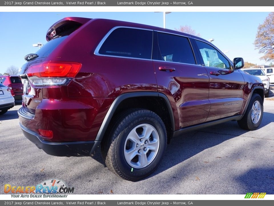 2017 Jeep Grand Cherokee Laredo Velvet Red Pearl / Black Photo #3
