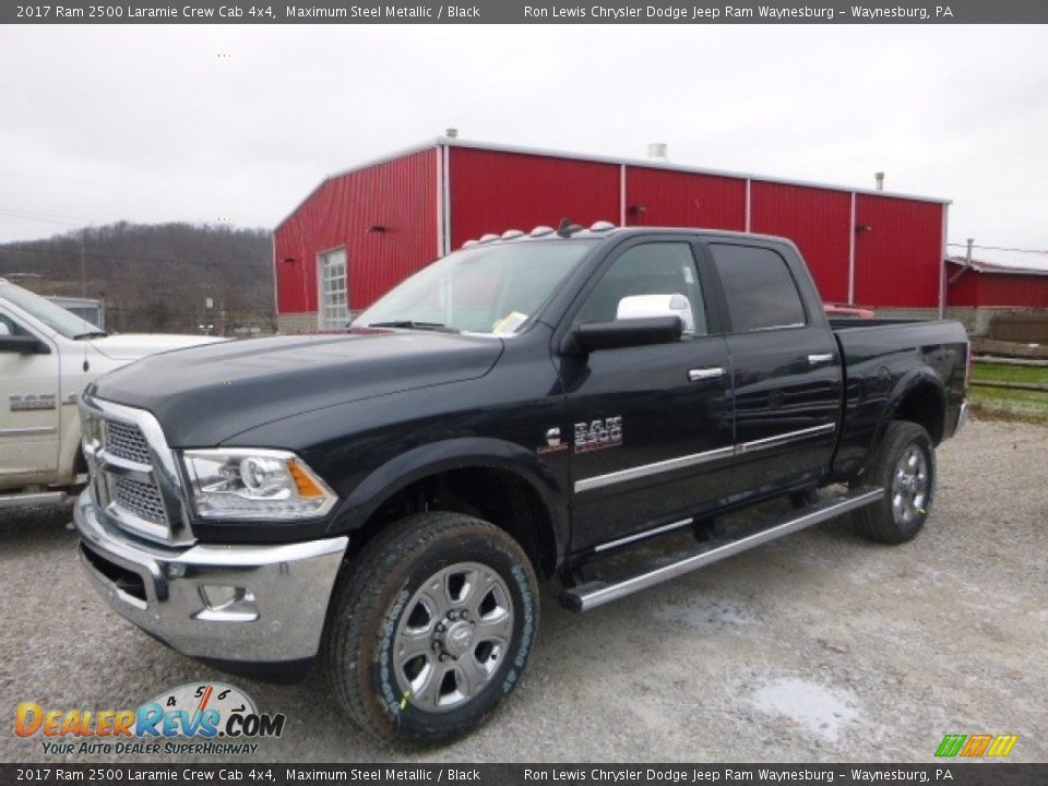 2017 Ram 2500 Laramie Crew Cab 4x4 Maximum Steel Metallic / Black Photo #1