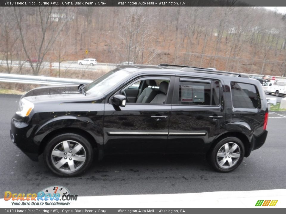 2013 Honda Pilot Touring 4WD Crystal Black Pearl / Gray Photo #7