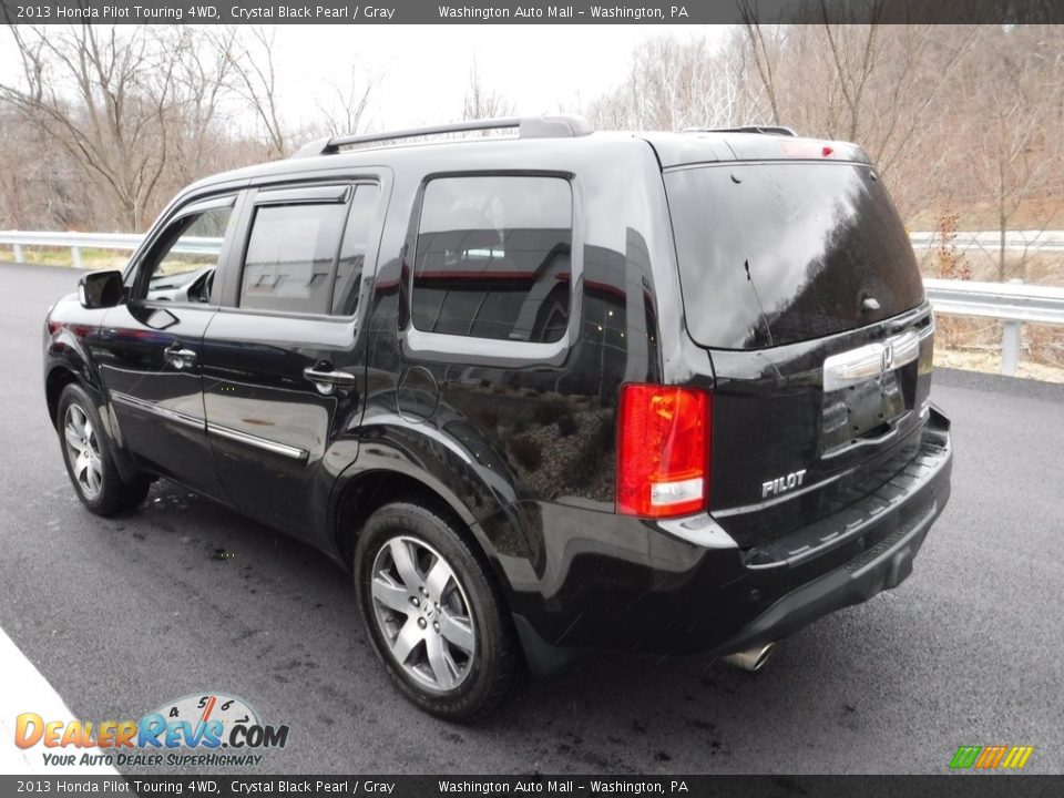 2013 Honda Pilot Touring 4WD Crystal Black Pearl / Gray Photo #8