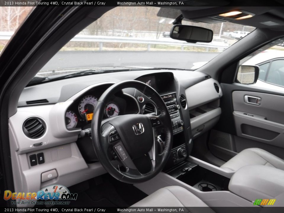 2013 Honda Pilot Touring 4WD Crystal Black Pearl / Gray Photo #15