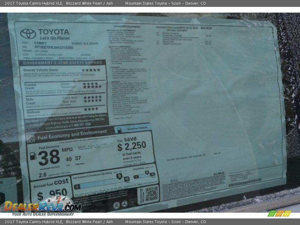 2017 Toyota Camry Hybrid XLE Blizzard White Pearl / Ash Photo #10