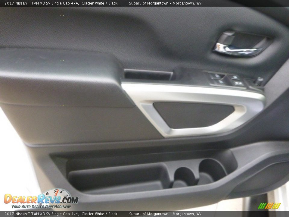 2017 Nissan TITAN XD SV Single Cab 4x4 Glacier White / Black Photo #12