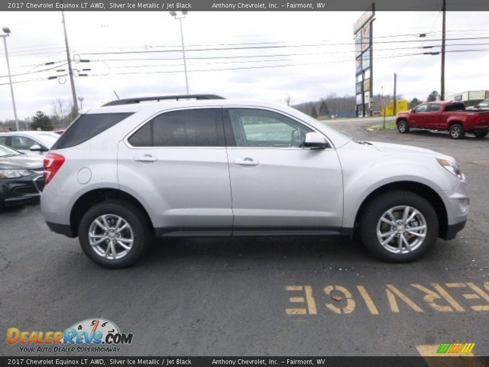 2017 Chevrolet Equinox LT AWD Silver Ice Metallic / Jet Black Photo #8