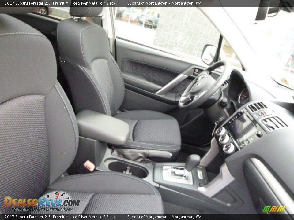 2017 Subaru Forester 2.5i Premium Ice Silver Metallic / Black Photo #3