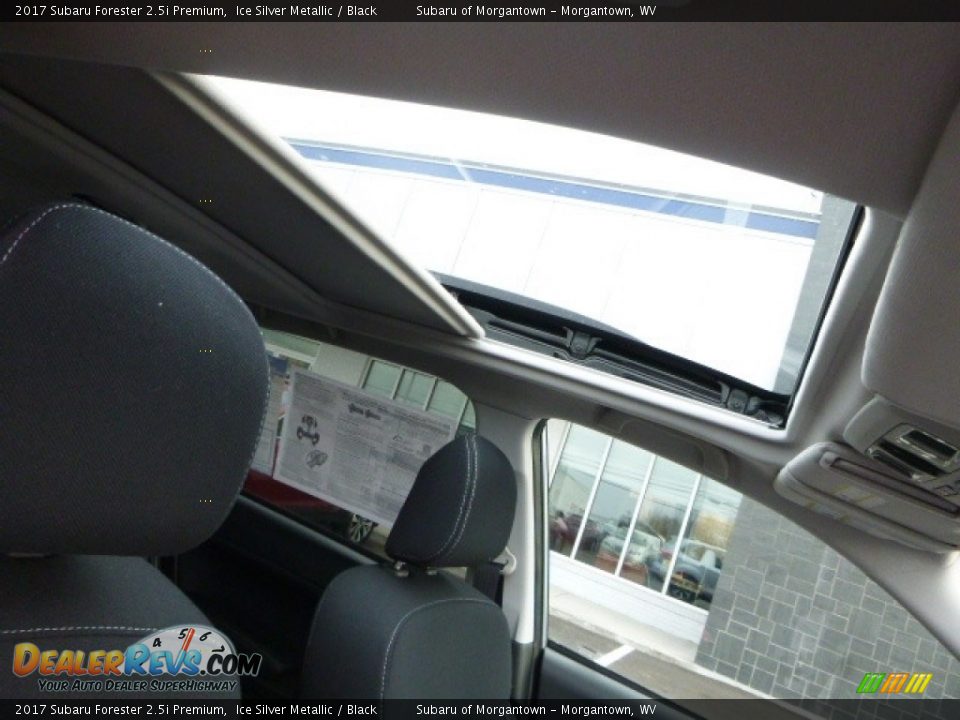 2017 Subaru Forester 2.5i Premium Ice Silver Metallic / Black Photo #4