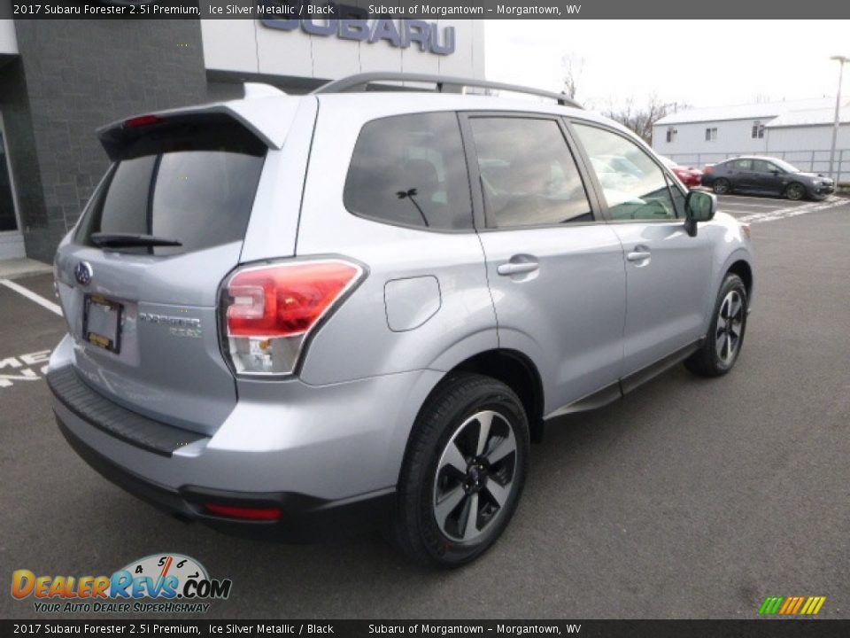 2017 Subaru Forester 2.5i Premium Ice Silver Metallic / Black Photo #7