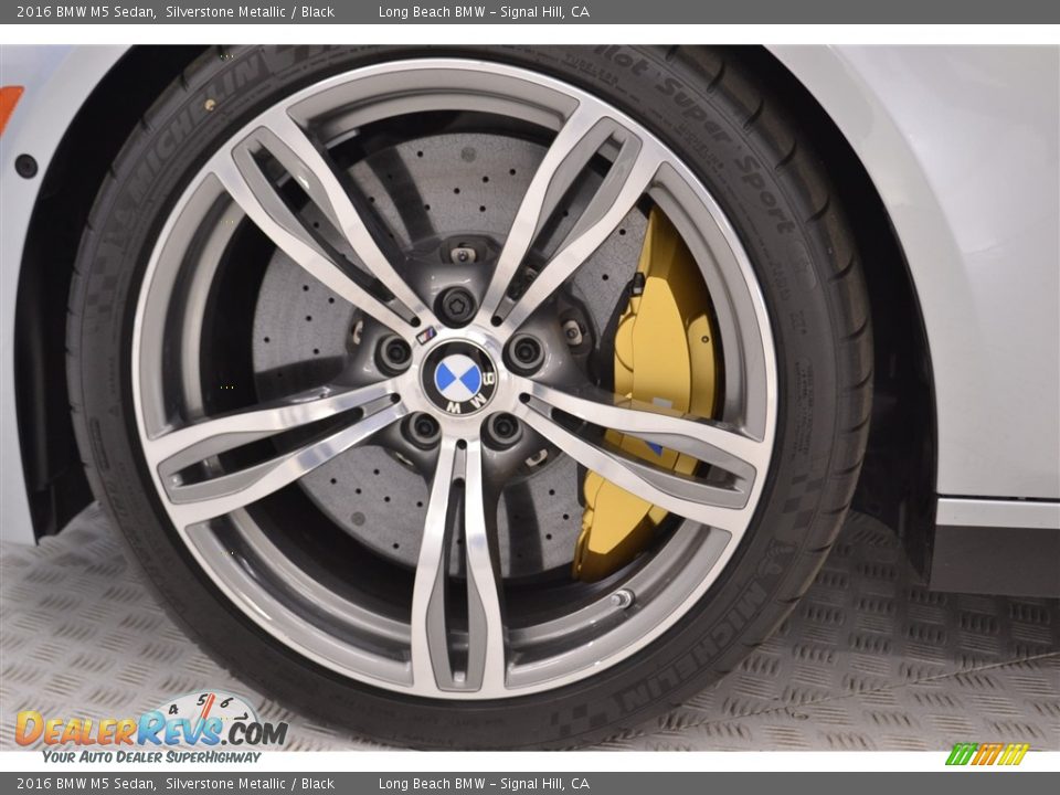 2016 BMW M5 Sedan Wheel Photo #6