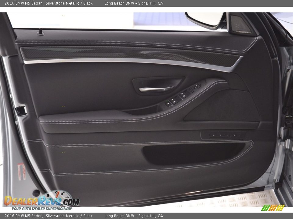 2016 BMW M5 Sedan Silverstone Metallic / Black Photo #11