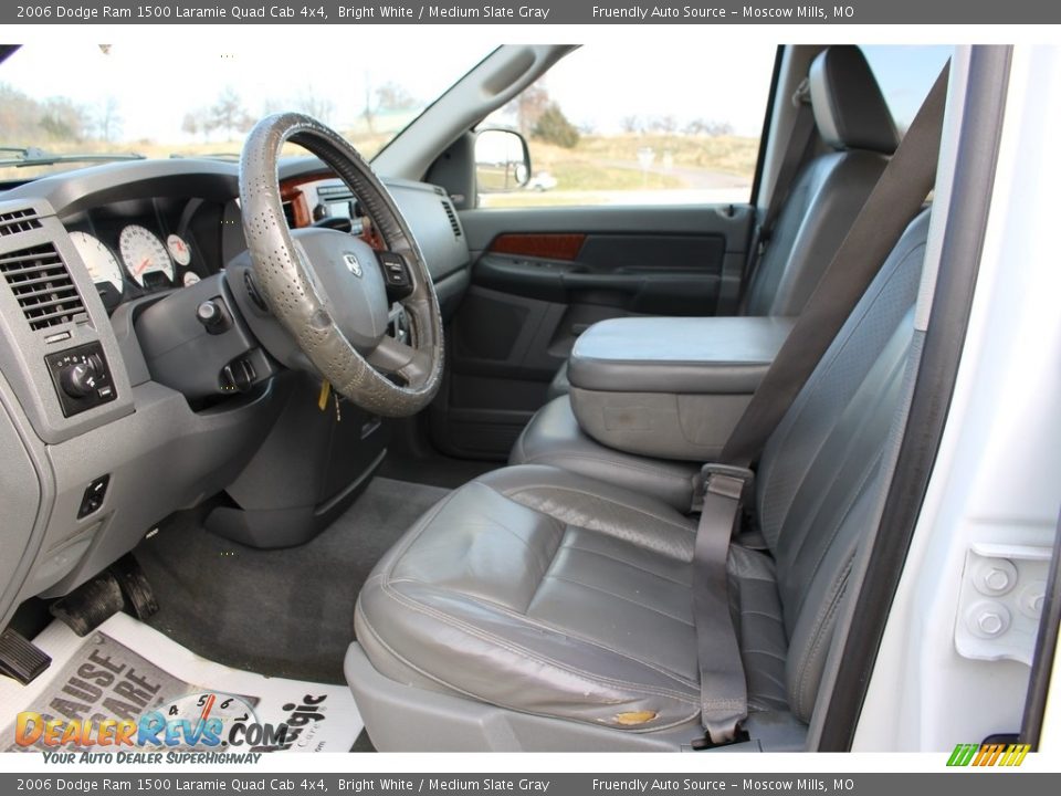 2006 Dodge Ram 1500 Laramie Quad Cab 4x4 Bright White / Medium Slate Gray Photo #7