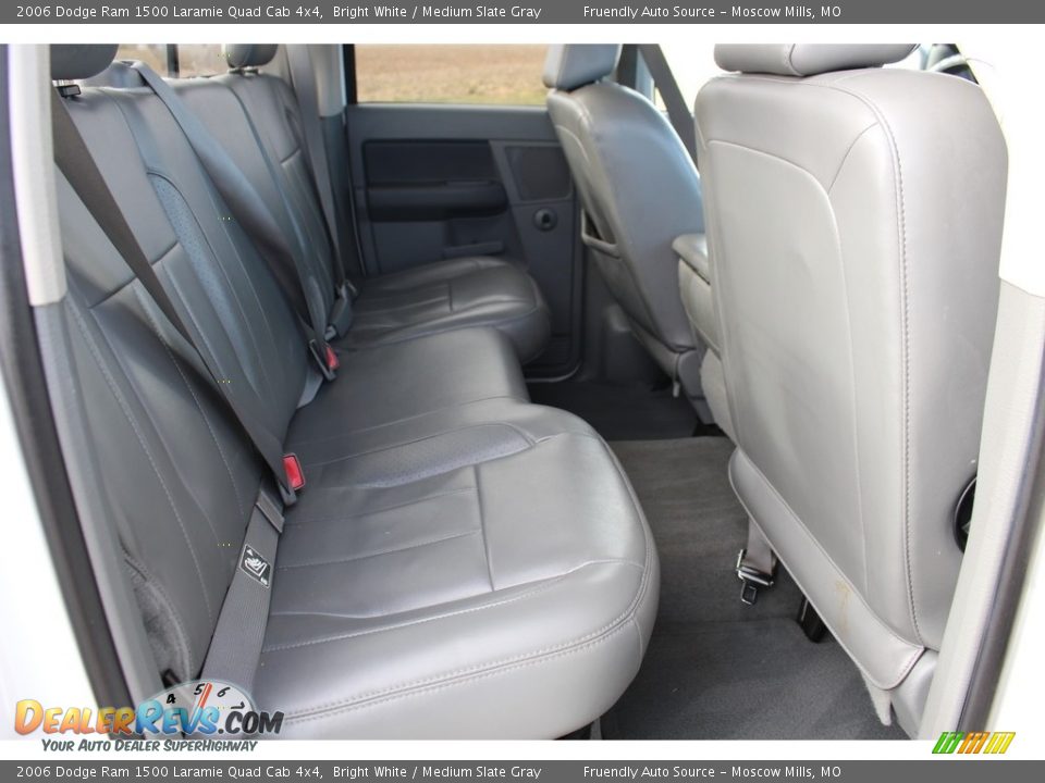 2006 Dodge Ram 1500 Laramie Quad Cab 4x4 Bright White / Medium Slate Gray Photo #10