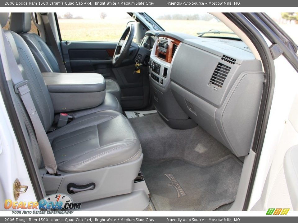 2006 Dodge Ram 1500 Laramie Quad Cab 4x4 Bright White / Medium Slate Gray Photo #11