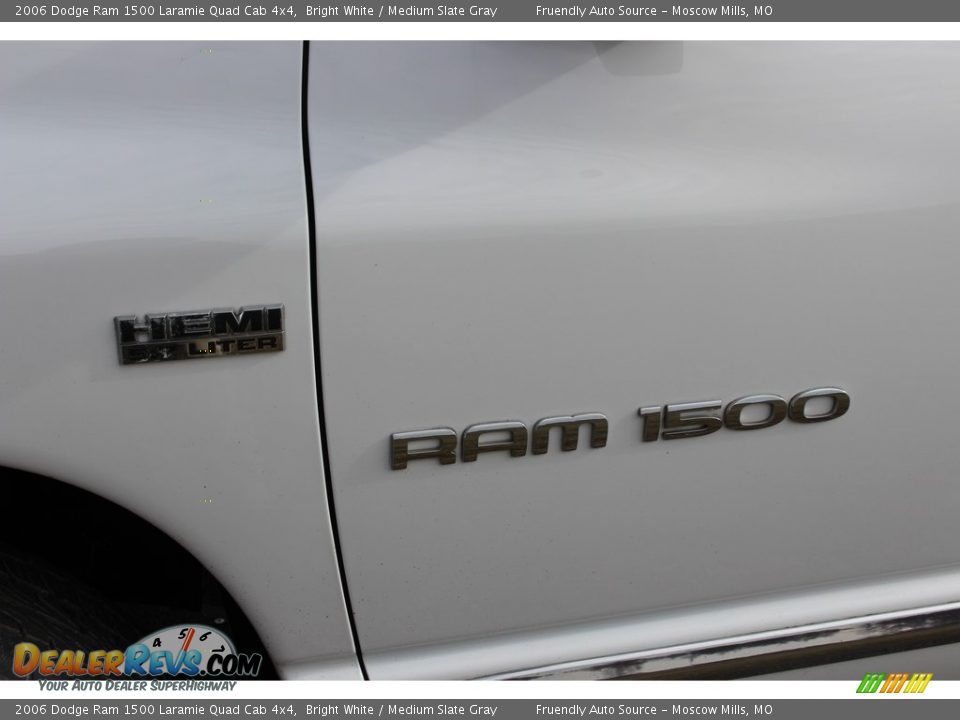 2006 Dodge Ram 1500 Laramie Quad Cab 4x4 Bright White / Medium Slate Gray Photo #19