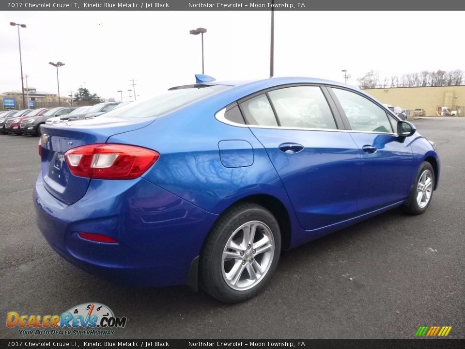 2017 Chevrolet Cruze LT Kinetic Blue Metallic / Jet Black Photo #5
