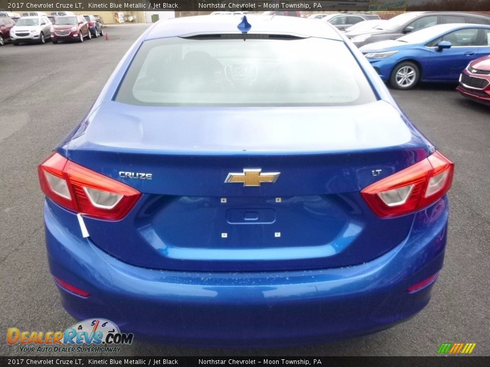 2017 Chevrolet Cruze LT Kinetic Blue Metallic / Jet Black Photo #6