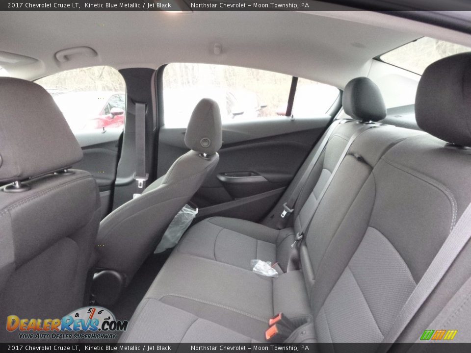 2017 Chevrolet Cruze LT Kinetic Blue Metallic / Jet Black Photo #11