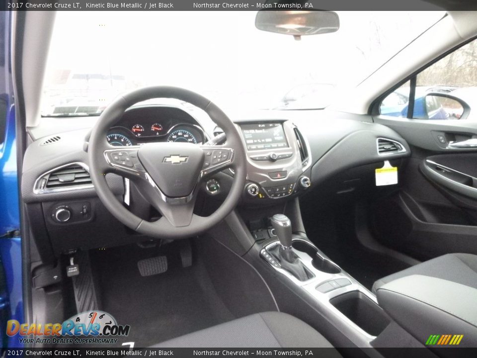 2017 Chevrolet Cruze LT Kinetic Blue Metallic / Jet Black Photo #12
